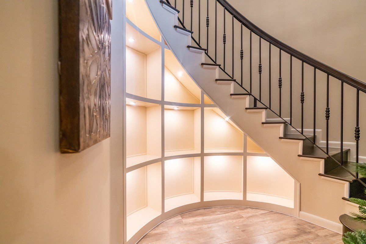 Interiors — 35