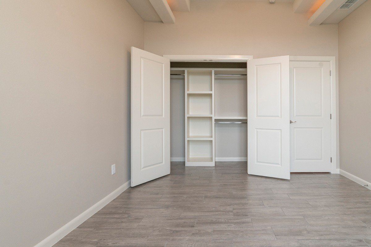 Interiors — 18